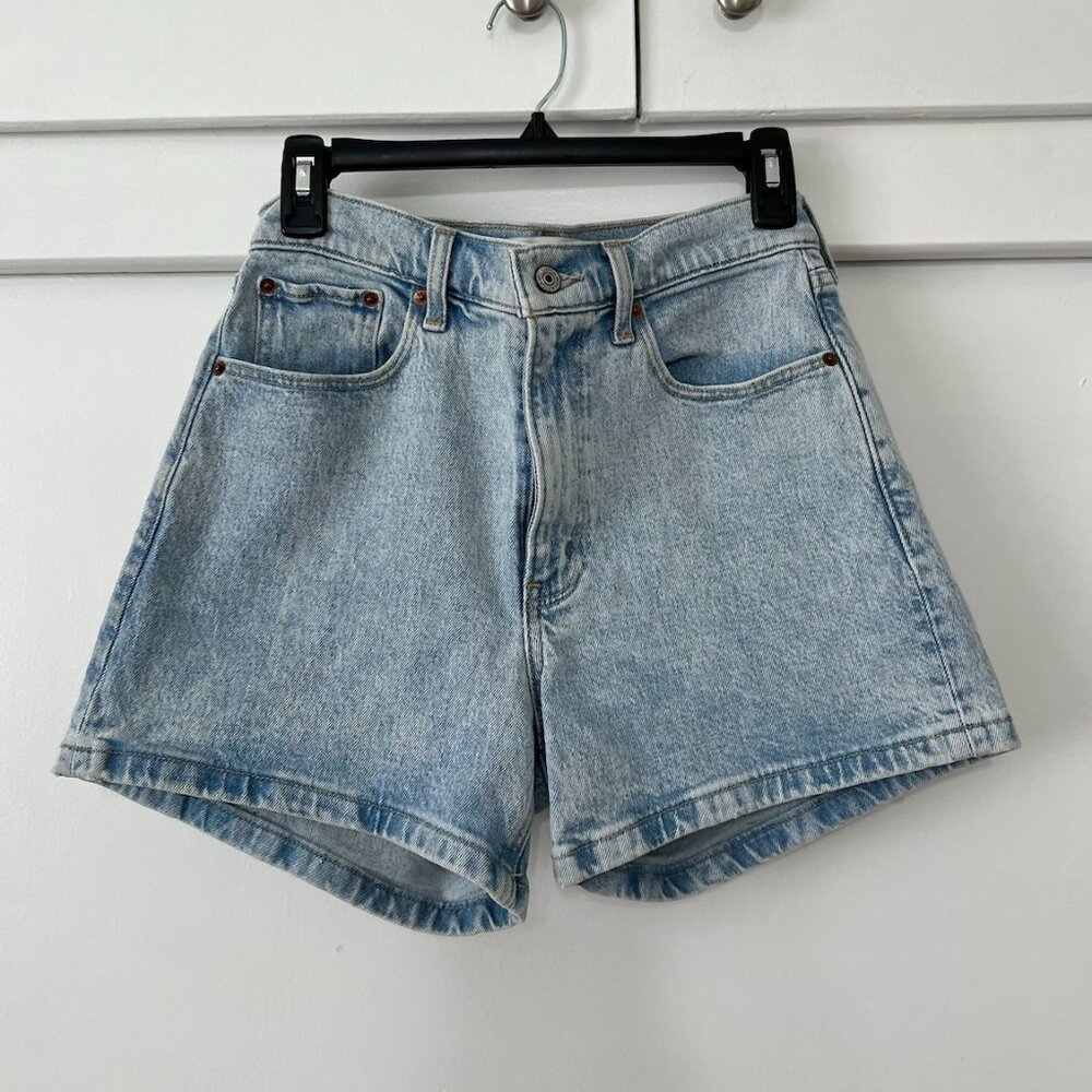 High Rise 4" Mom Short